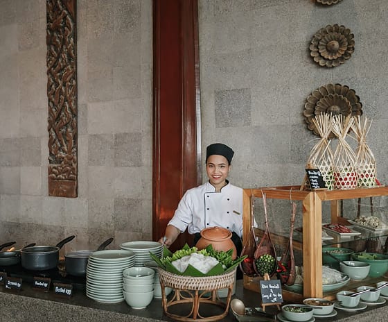LOMTALAY RESTAURANT CHEF